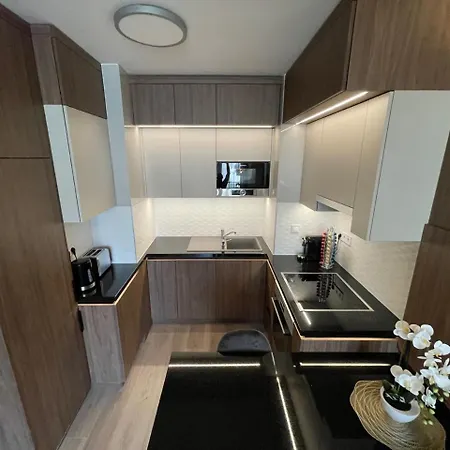 Karzo Lk 204 Budapest