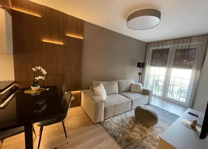 Karzo Lk 204 * Budapest